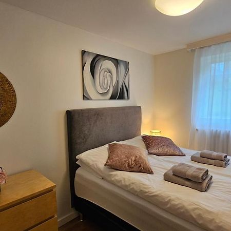 B&B Rooms Husavik 3 Eksteriør billede