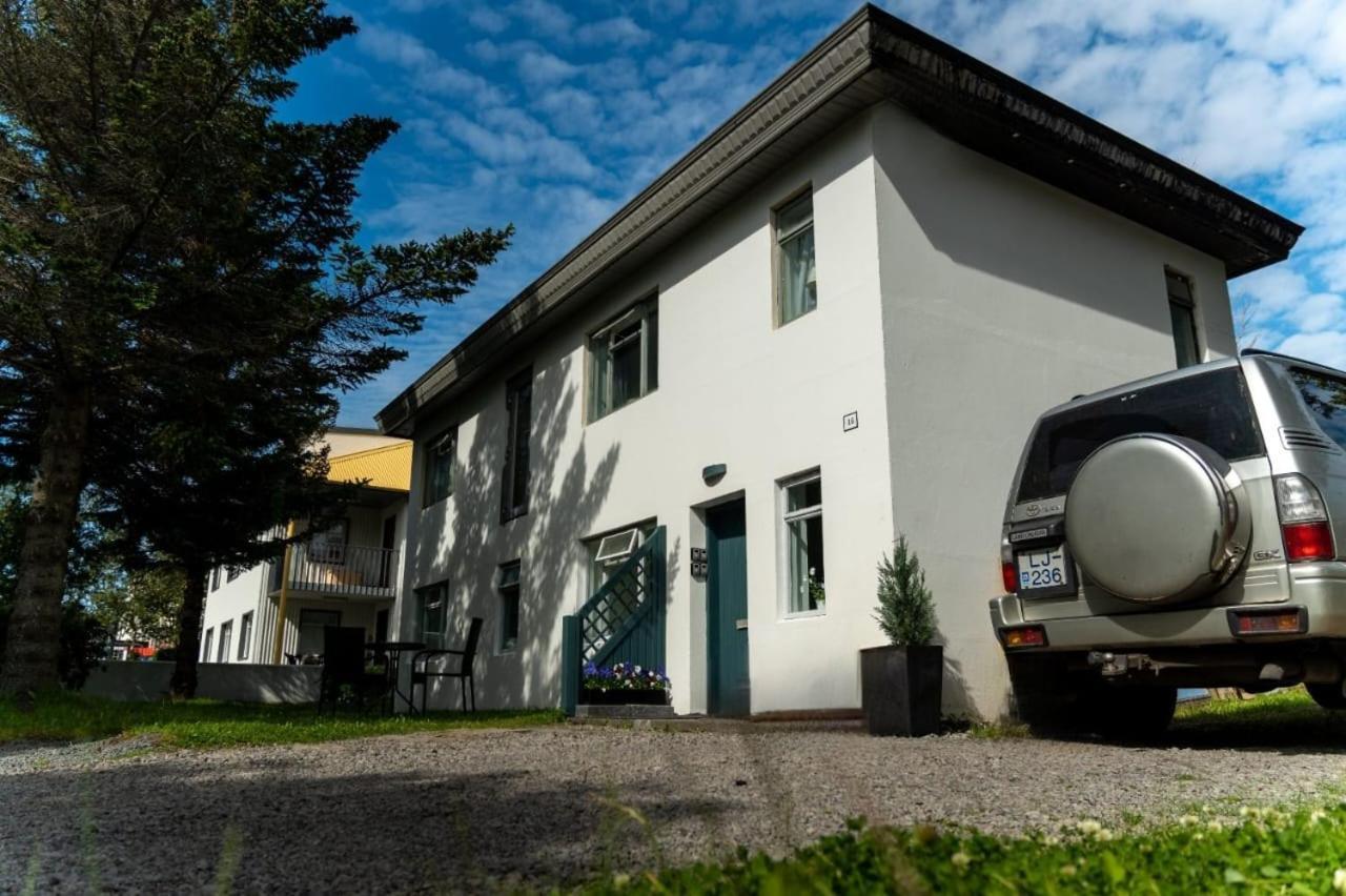 B&B Rooms Husavik 3 Eksteriør billede