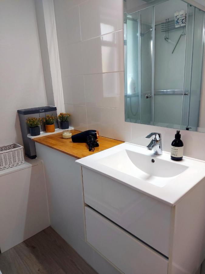B&B Rooms Husavik 3 Eksteriør billede