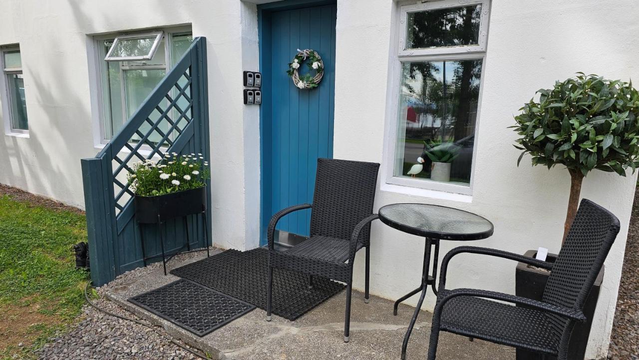 B&B Rooms Husavik 3 Eksteriør billede