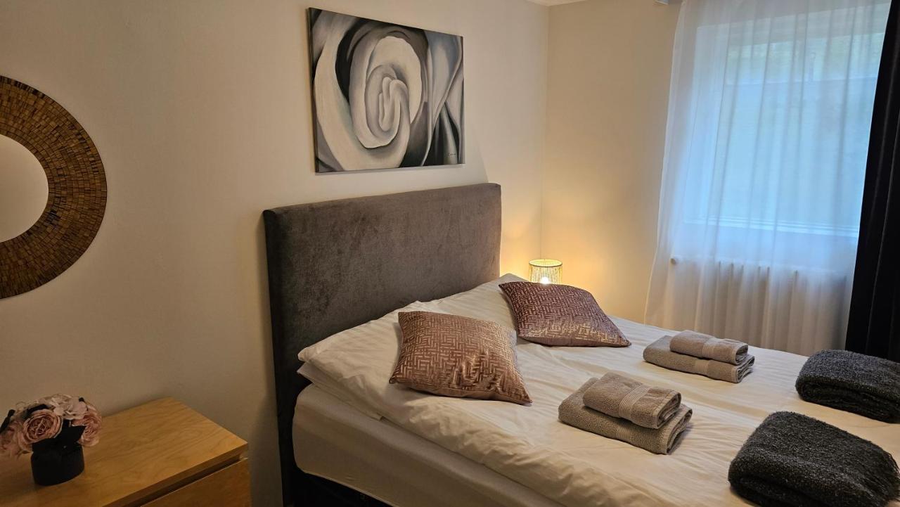 B&B Rooms Husavik 3 Eksteriør billede